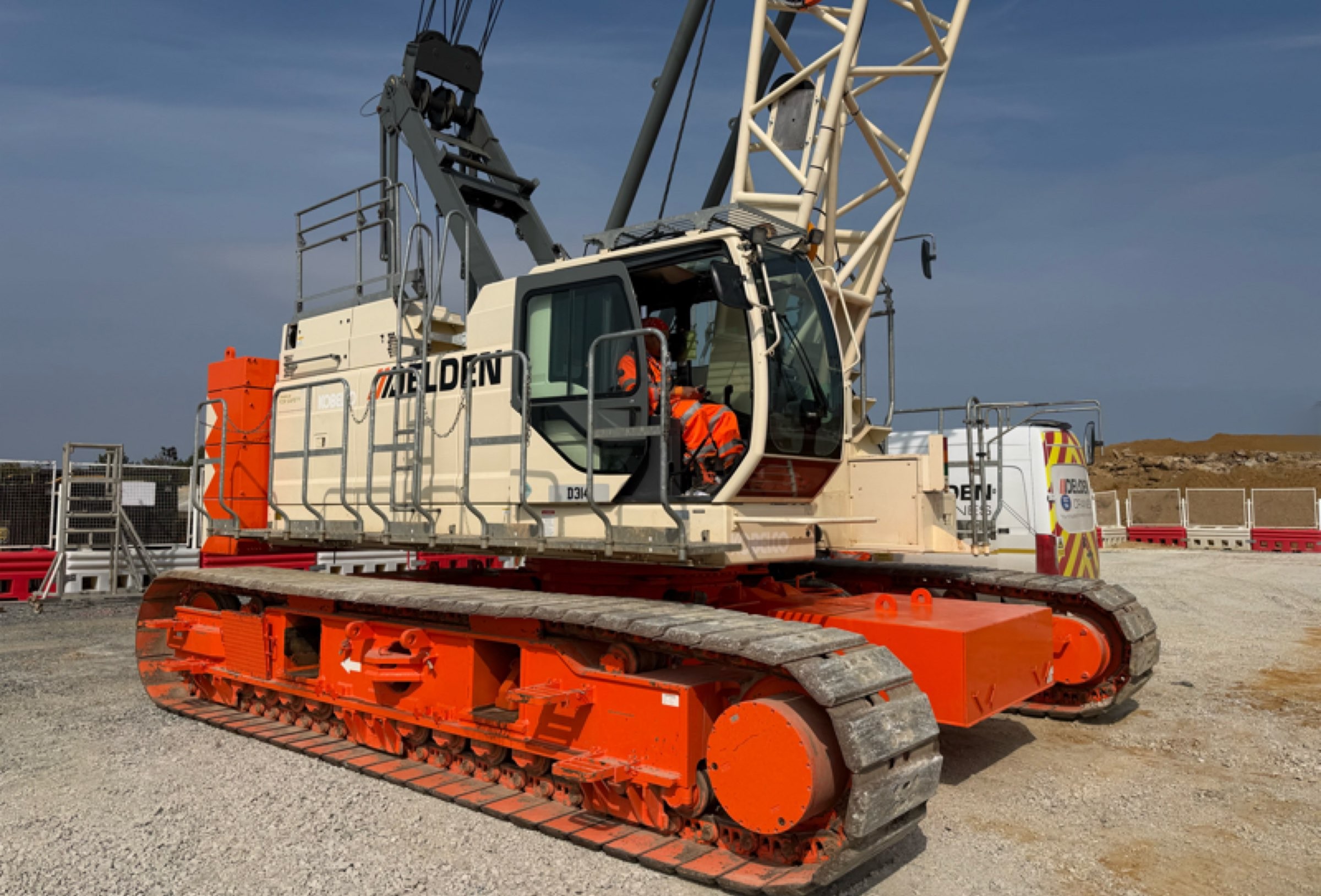 Kobelco CKE900G3 for sale